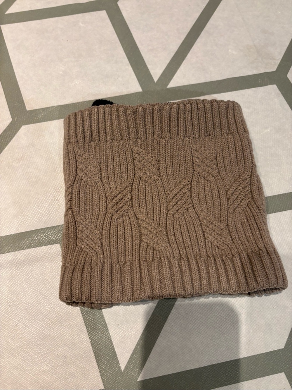 3/15$Black  mountain Kids Brown Cable Knit Neck Warmer